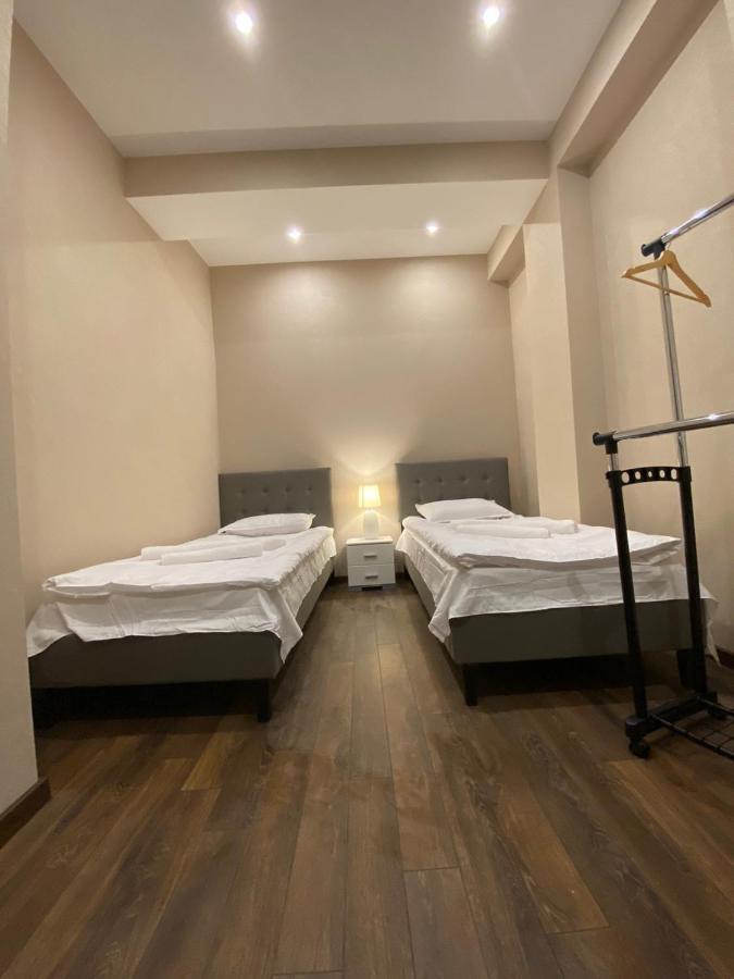 Apartment Sixteen Тбілісі Екстер'єр фото