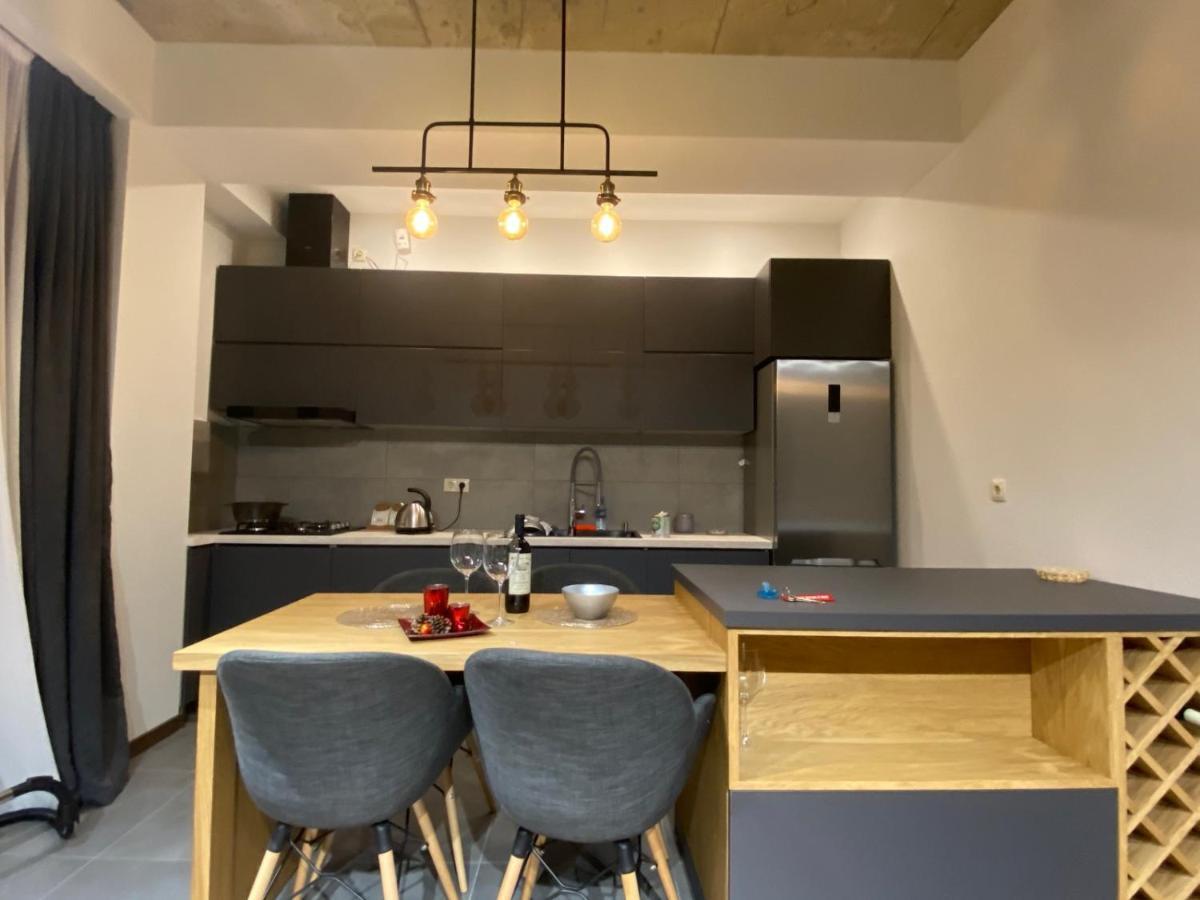 Apartment Sixteen Тбілісі Екстер'єр фото