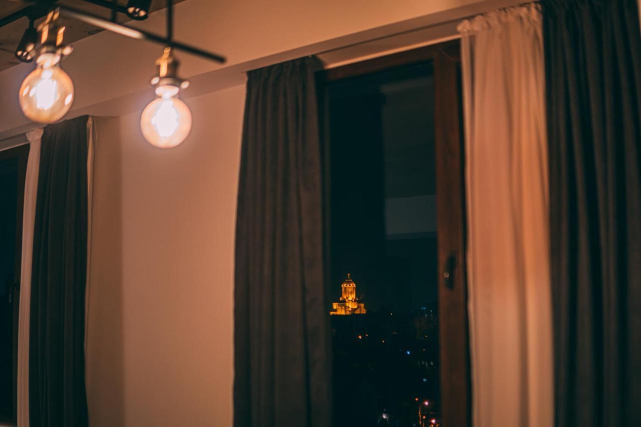 Apartment Sixteen Тбілісі Екстер'єр фото