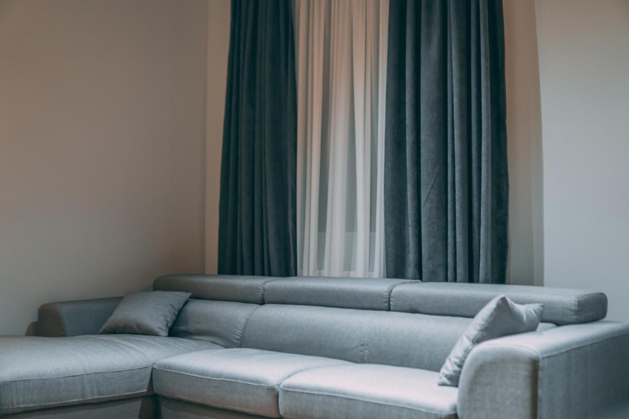 Apartment Sixteen Тбілісі Екстер'єр фото
