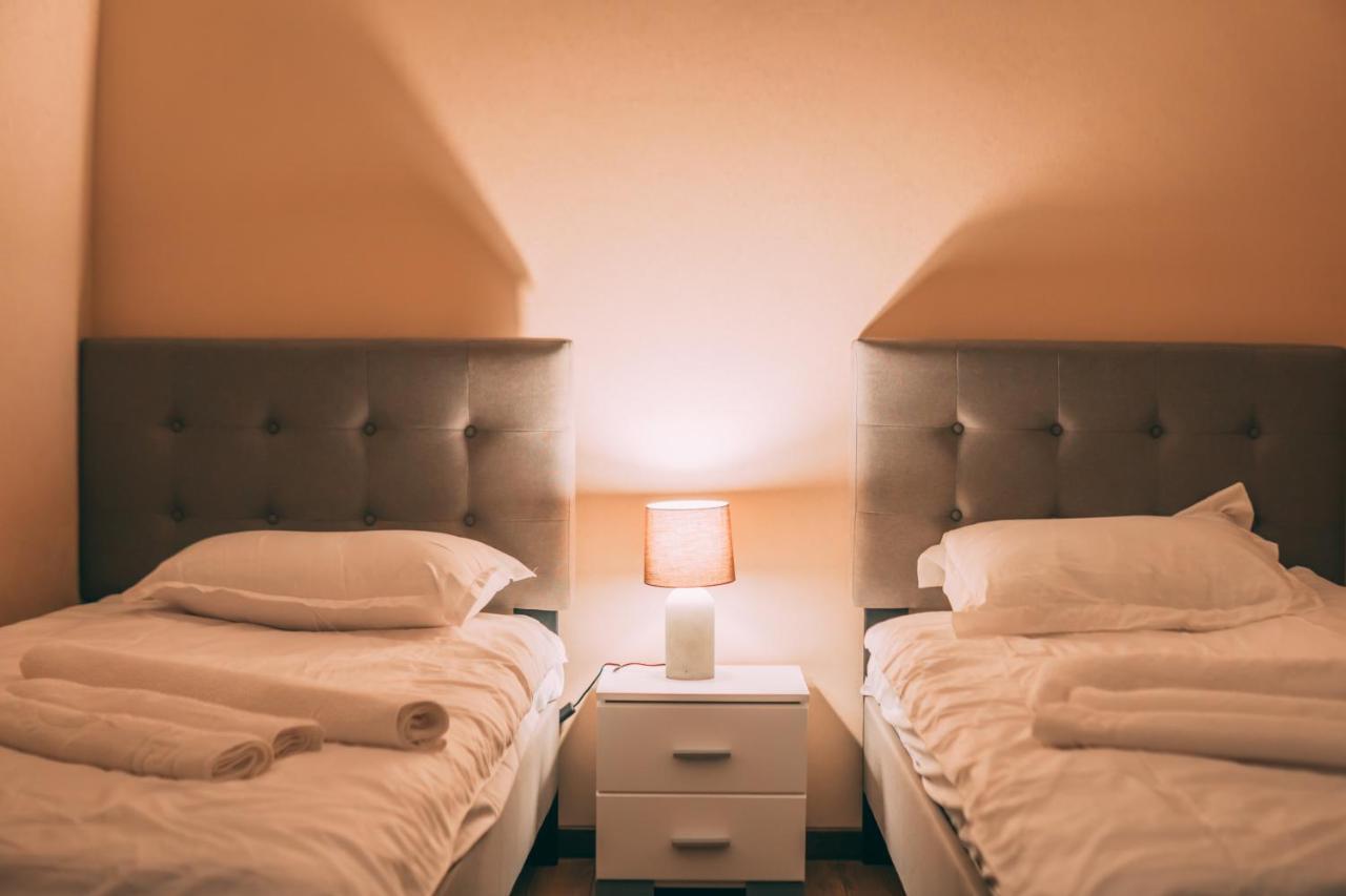 Apartment Sixteen Тбілісі Екстер'єр фото