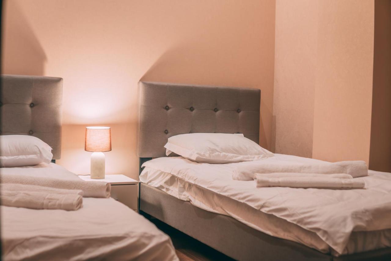 Apartment Sixteen Тбілісі Екстер'єр фото